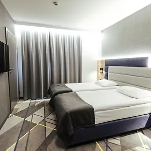 https://air-hotel.warsawhotelspoland.com